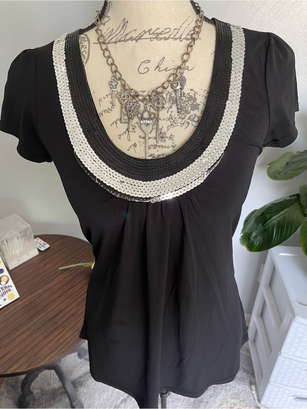 Black Silver Sequin Scoop Neck Blouse Top Size S Party Holiday Glam